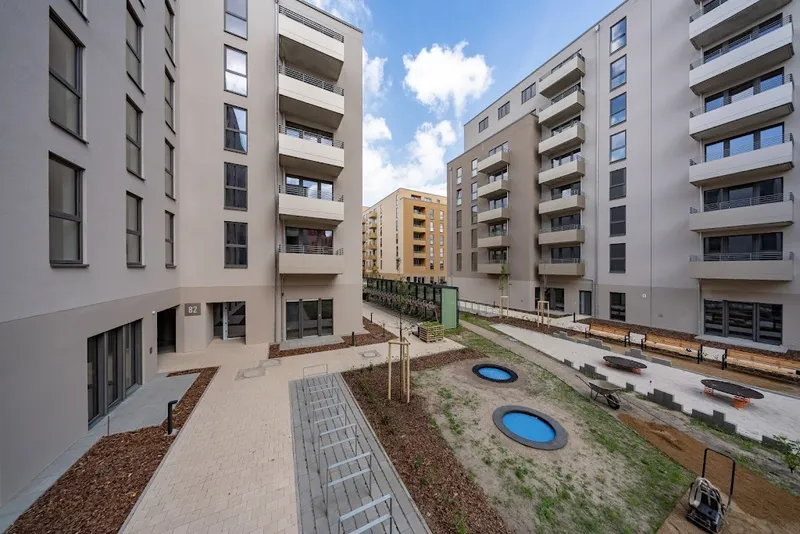 Großzügig geschnittene 3-Zimmerwohnung mit Terrasse — photo 1